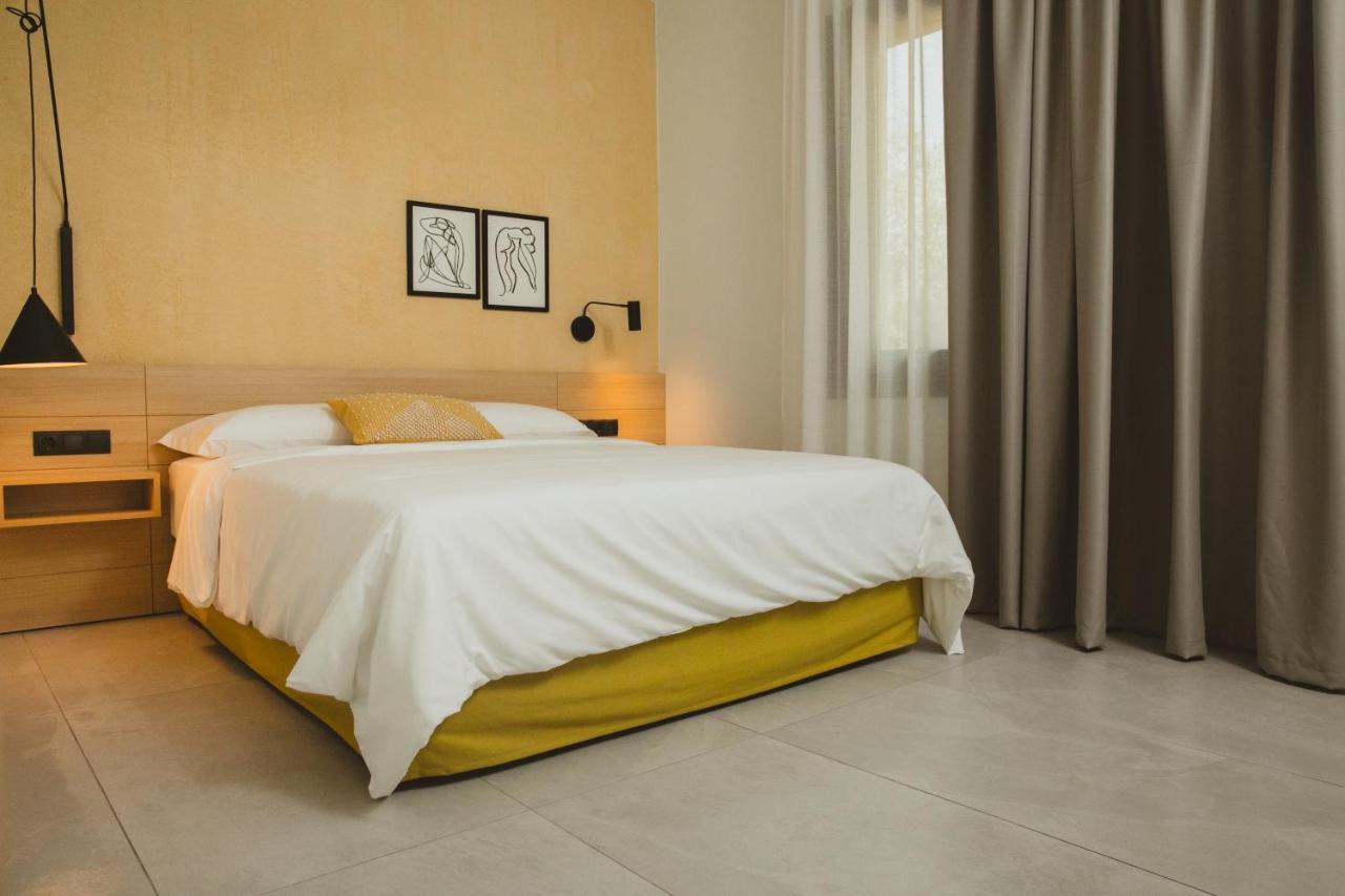 Essentia Vita Comfy Suites Limenas  Esterno foto