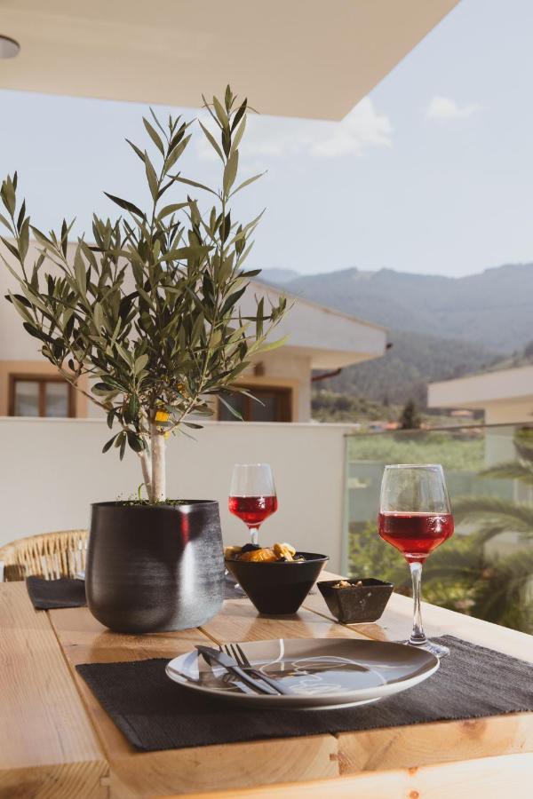 Essentia Vita Comfy Suites Limenas  Esterno foto