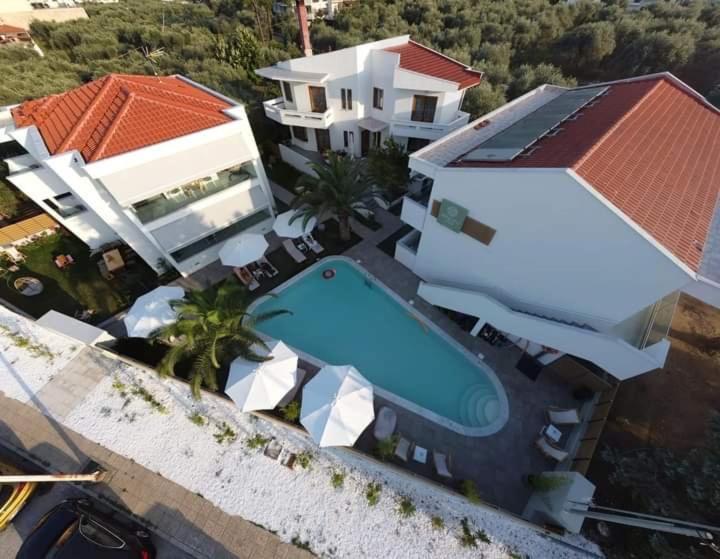 Essentia Vita Comfy Suites Limenas  Esterno foto