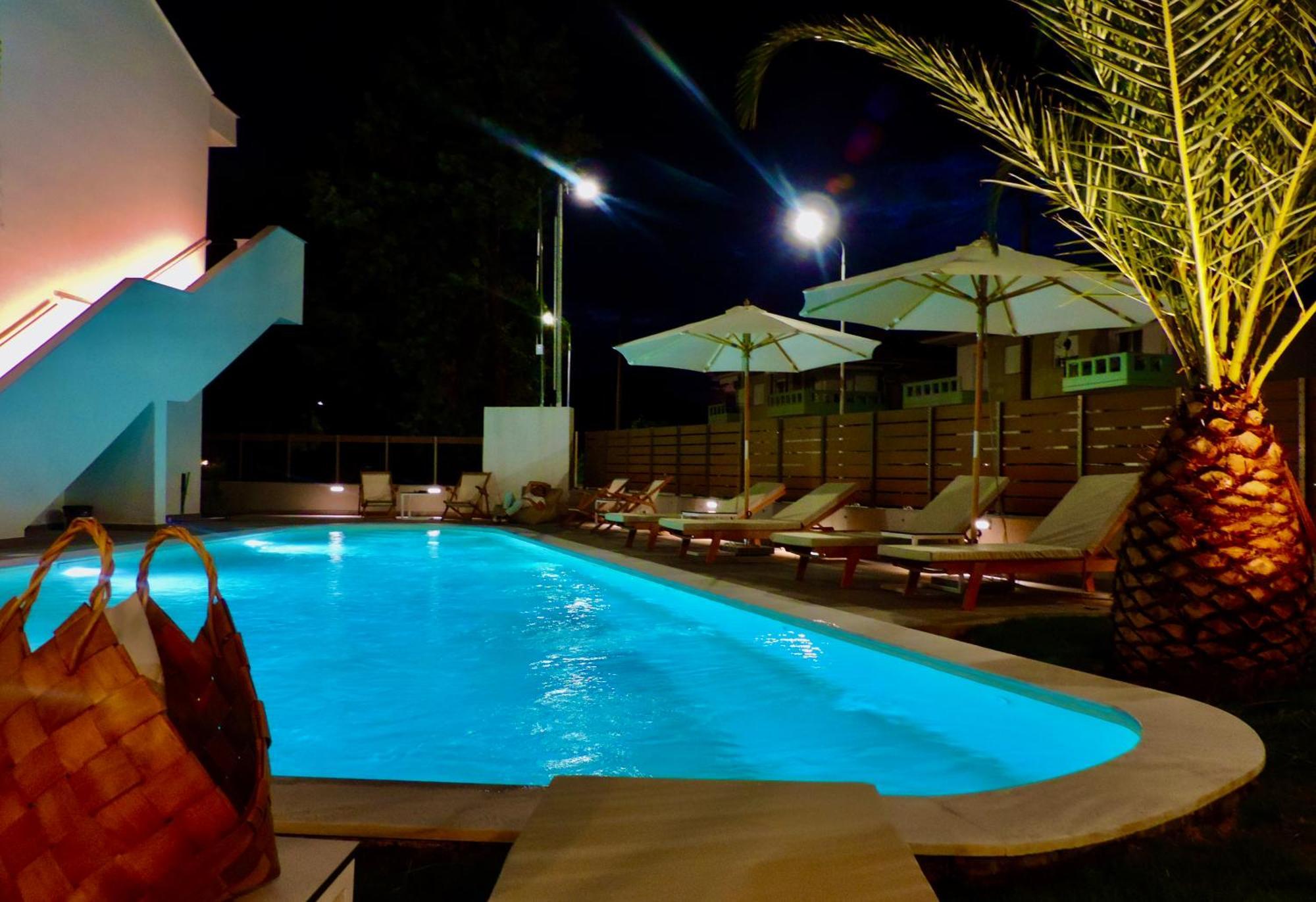 Essentia Vita Comfy Suites Limenas  Esterno foto